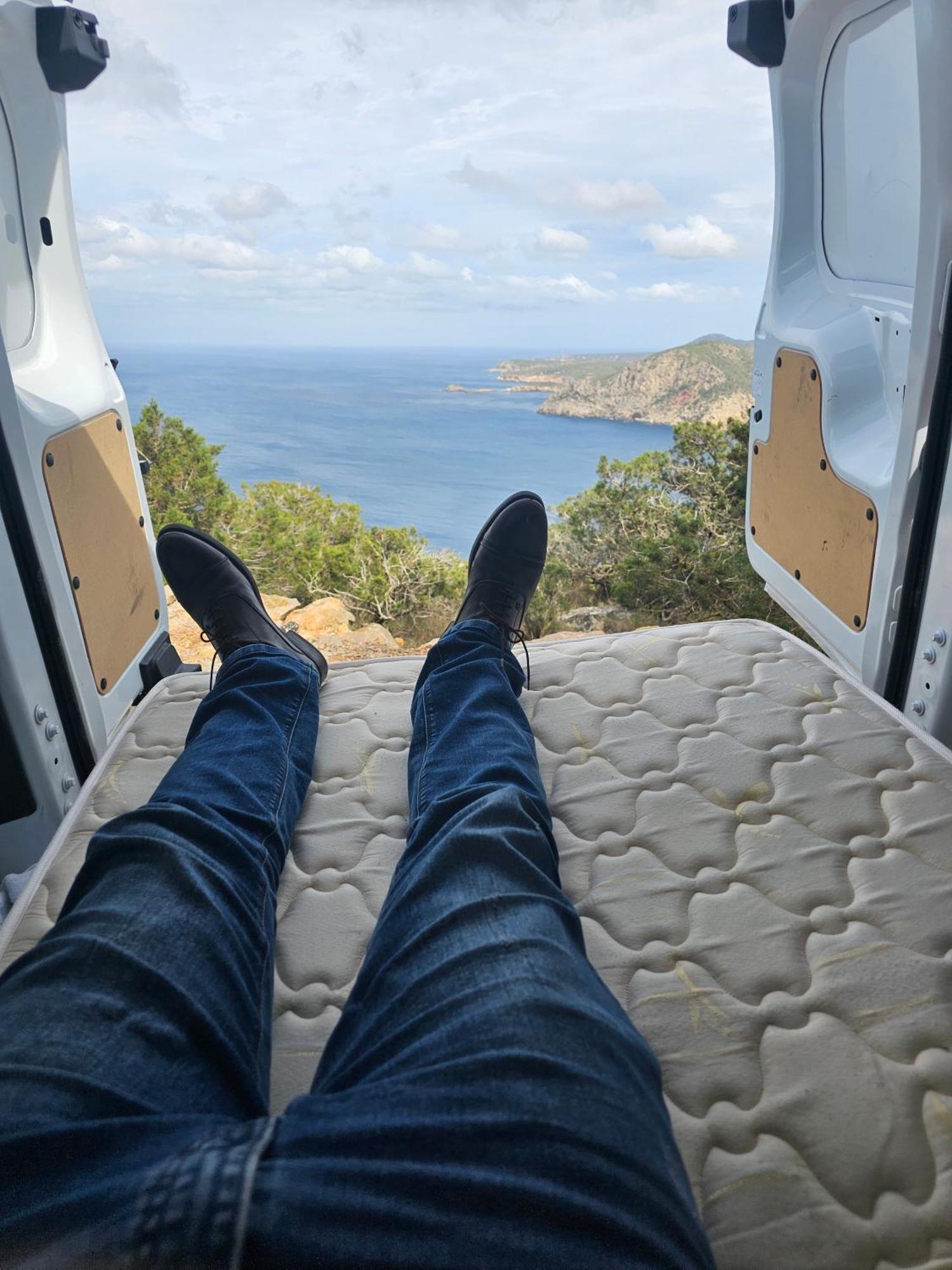 Luxe tent Ebusus2025 Ibiza-stad